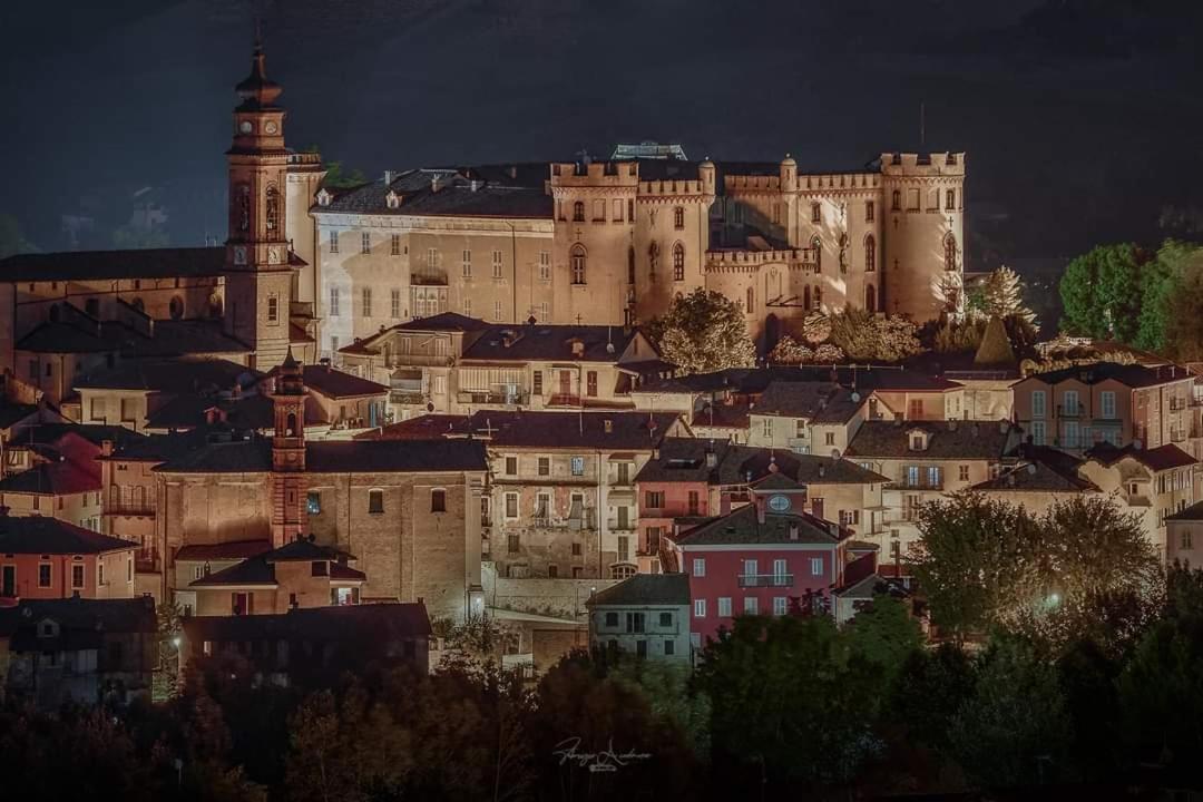 Aparthotel La Rocca Di Efisio Costigliole d'Asti Exterior foto