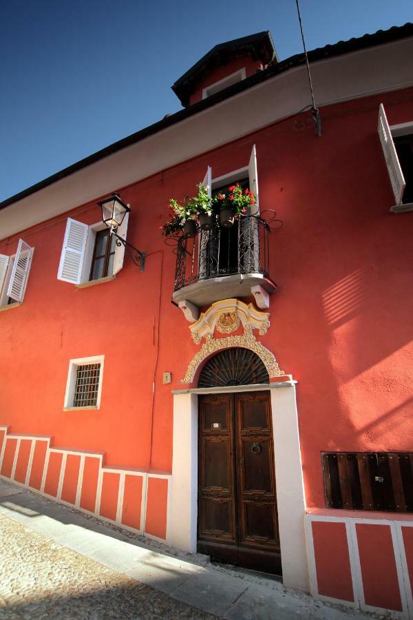 Aparthotel La Rocca Di Efisio Costigliole d'Asti Exterior foto